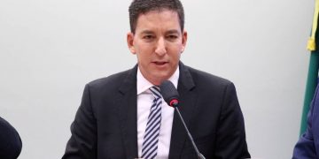 O jornalista Glenn Greenwald, editor do Intercept Brasil, na sessão da Comissão de Direitos Humanos da Câmara (Foto: Vinicius Loures / Câmara dos Deputados)