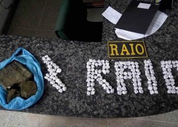 Casal em moto é preso no Crato com quase 1 quilo de maconha