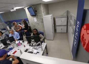 Quem optar por saque-aniversário perde o direito ao FGTS em caso de demissão