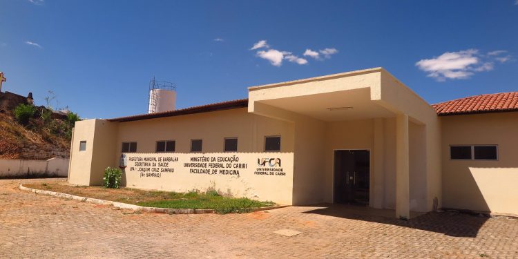 UPAs de Juazeiro do Norte, Barbalha e de mais seis cidades do Ceará estão prontas e fechadas, uma delas desde 2012