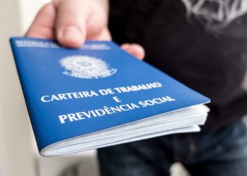 Equipe econômica já propôs a Bolsonaro o fim da multa de 40% do FGTS