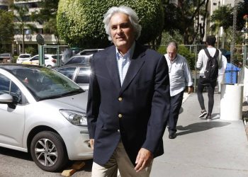 Cassado, Delcídio receberá aposentadoria do Senado de R$ 11,5 mil mensais