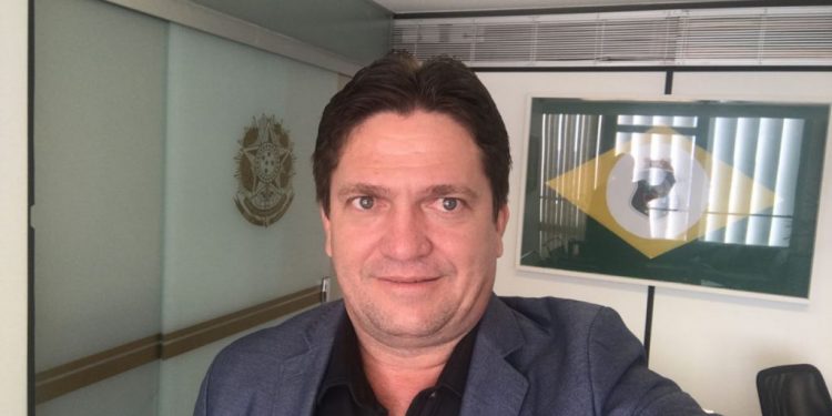 Prefeito de Iguatu tem bens bloqueados por conta de abuso em contratações temporárias