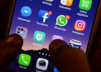 WhatsApp, Instagram e Facebook começam a voltar gradativamente