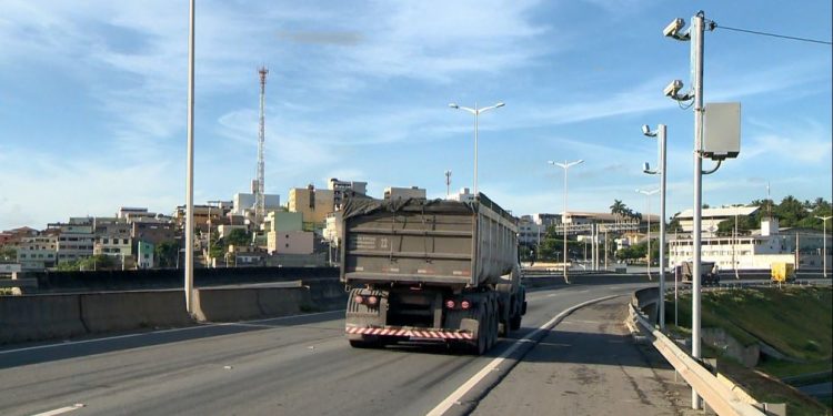 Após acordo com MPF, ministro confirma acordo para instalar mil radares em estradas federais