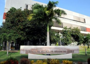 Tribunal de Justiça do Ceará assina contrato com banca organizadora de concurso