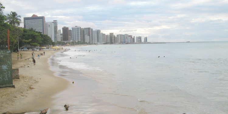 IBGE confirma: Ceará é o estado que mais cresce em volume de atividades turísticas do Brasil