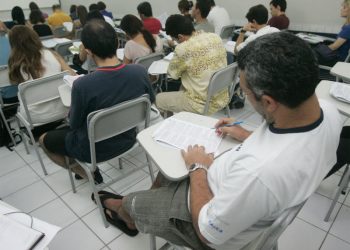 Confira lista de concursos abertos neste mês de agosto