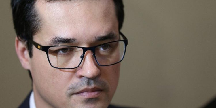 Dallagnol vazou informações de investigações para imprensa, diz Intercept