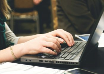 Internet já chega a 70% da população brasileira, aponta pesquisa