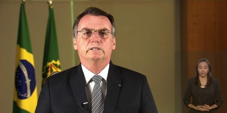 Bolsonaro promete ‘tolerância zero’ com crime ambiental em fala na TV sobre Amazônia
