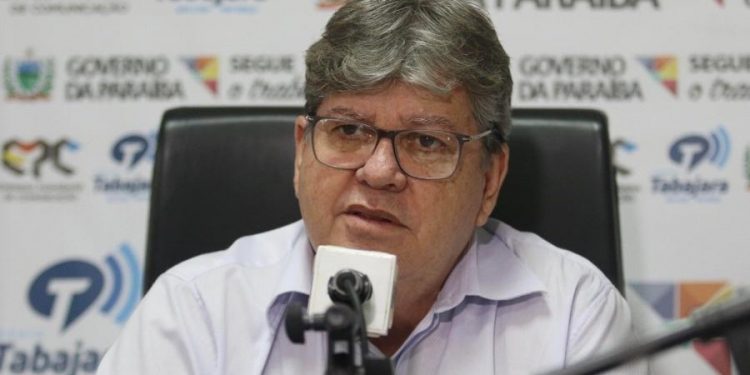 Consórcio do Nordeste não visa oposição a Bolsonaro, diz governador da PB