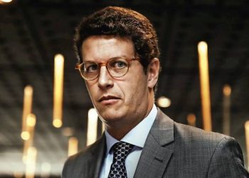 Ministro do Meio Ambiente, Ricardo Salles, é internado em Brasília
