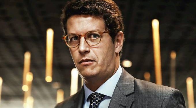 Ministro do Meio Ambiente, Ricardo Salles, é internado em Brasília