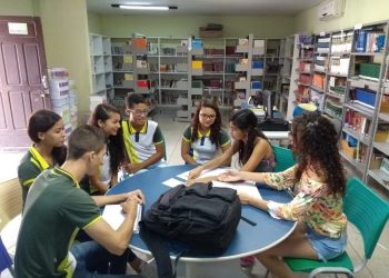 Projeto de estudantes de Santana do Cariri se destaca no resgate de alunos que abandonaram a escola