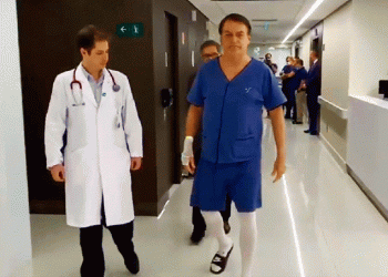 Bolsonaro tem alta e viaja para Brasília