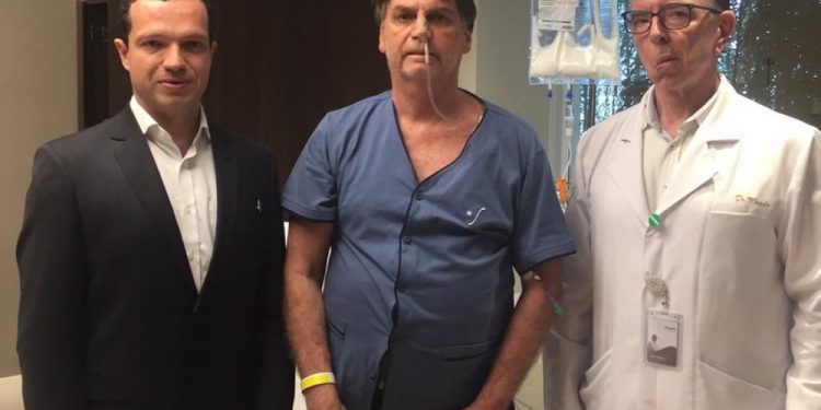 Bolsonaro ficará afastado da Presidência por mais quatro dias, diz porta-voz