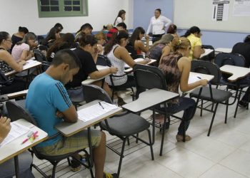 Universidade federal lança edital de concurso para servidor com salários de até R$ 4.638,66