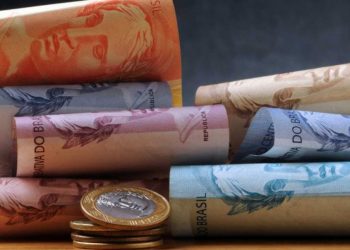 Vem aí a nova CPMF: imposto terá alíquota de 0,2% a 1% e pode arrecadar R$ 150 bi, diz Guedes