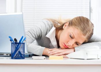 Cochilar por 20 minutos durante o dia protege a saúde do coração