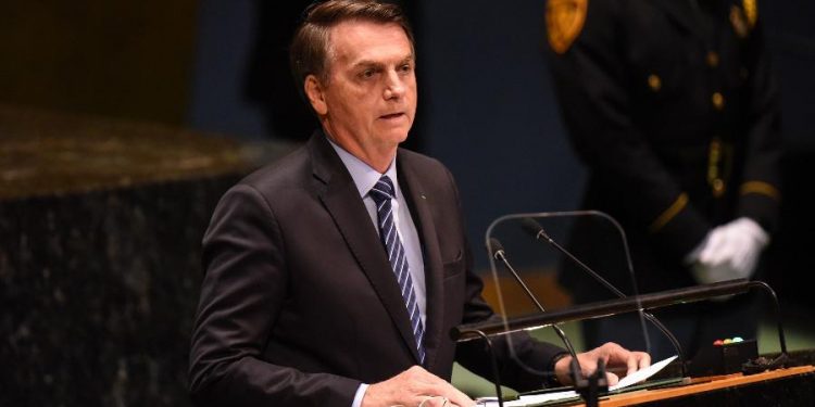 Aprovação do governo Bolsonaro é de 31%, menor índice do mandato