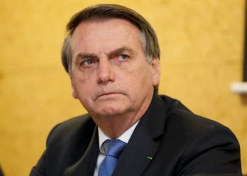 Cirurgia de Bolsonaro dura cinco horas e é ‘bem-sucedida’, segundo boletim