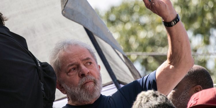Maioria no STF é a favor de tese que anula sentença de Lula