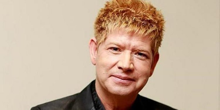 Morre o cantor Roberto Leal aos 67 anos