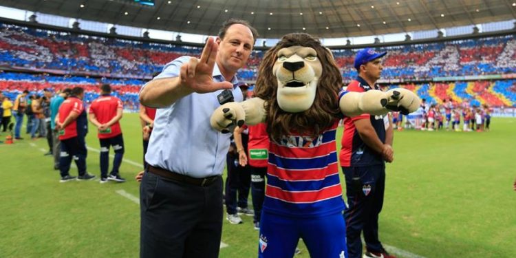 Rogério Ceni aceita proposta do Fortaleza e deve ser anunciado ainda nesta sexta-feira (27)