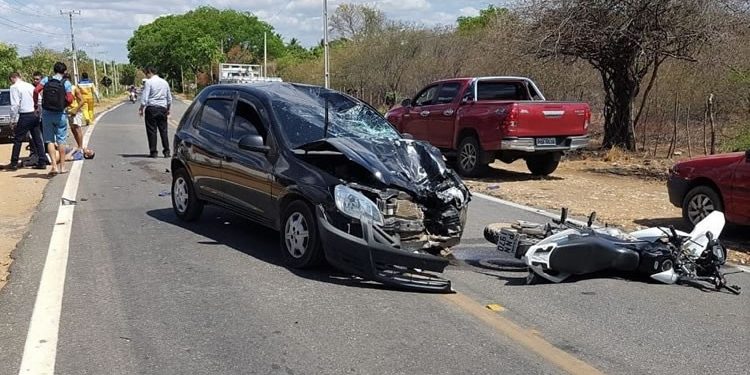 Grave acidente em Milagres deixa saldo de um morto e dois feridos