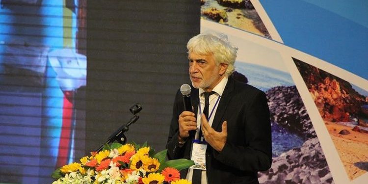 Urca concede título de Doutor Honoris Causa ao idealizador do conceito de geoparques no mundo