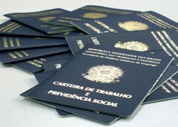 Menos FGTS e multa de rescisão: governo estuda novo contrato de trabalho