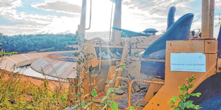 Obra do Cinturão das Águas ameaçada por falta de recursos