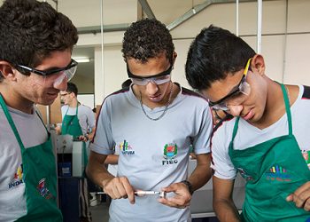 MEC anuncia programa para criar 1,5 milhão de matrículas na educação profissional