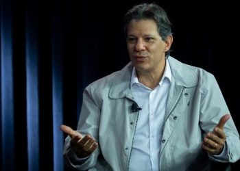 Ciro e Doria terão dificuldades em 2022 por falta de identidade, diz Haddad