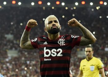 Flamengo massacra o Grêmio no Maracanã e volta a uma final de Libertadores após 38 anos