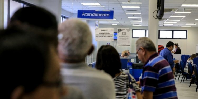 Para minimizar impactos, Governo aprova seis regras de transição para aposentadoria
