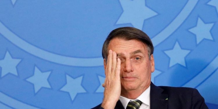 Bolsonaro diz que possível grampo de áudios sobre PSL é “desonestidade”