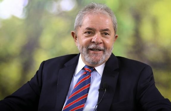 STJ aceita pedido de Lula e suspende julgamento sobre sítio de Atibaia no TRF-4