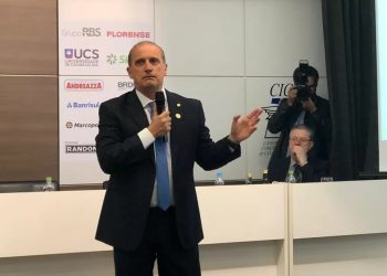 ‘Vamos vender tudo’, diz Onyx sobre privatizações de estatais