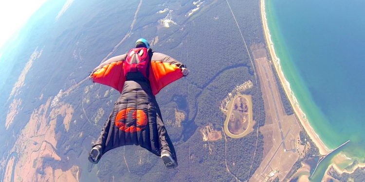 Voo solo – Por J. Flávio Vieira