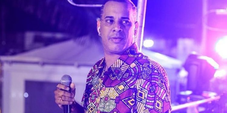 Após vídeo pedindo ajuda nas ruas, Xexéu é internado em clínica de reabilitação