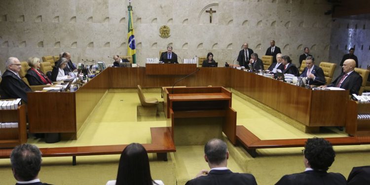 Com 8 votos a 1, STF tem maioria a favor de Receita compartilhar com MP extratos e declarações de IR