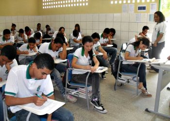 Ceará é 2º estado do Nordeste com mais jovens que concluíram ensino básico