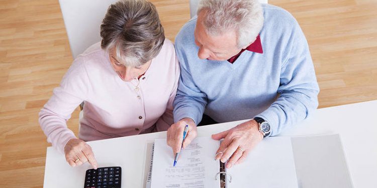 Aposentadoria menor obrigará brasileiros a pouparem R$ 480 bi