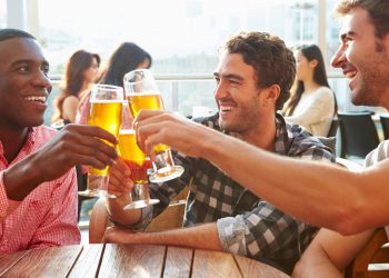 Se você bebe para esquecer, está perdendo tempo: O álcool reforça as lembranças ruins