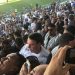 Bolsonaro é vaiado na chegada à Vila Belmiro para assistir ao clássico entre Santos e São Paulo