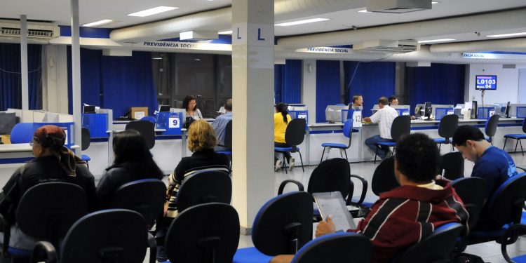 Trabalhador poderá ter de bancar custos de processos contra o INSS