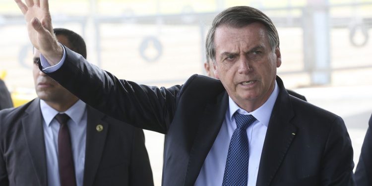 Bolsonaro diz que governo não vai interferir no preço da carne