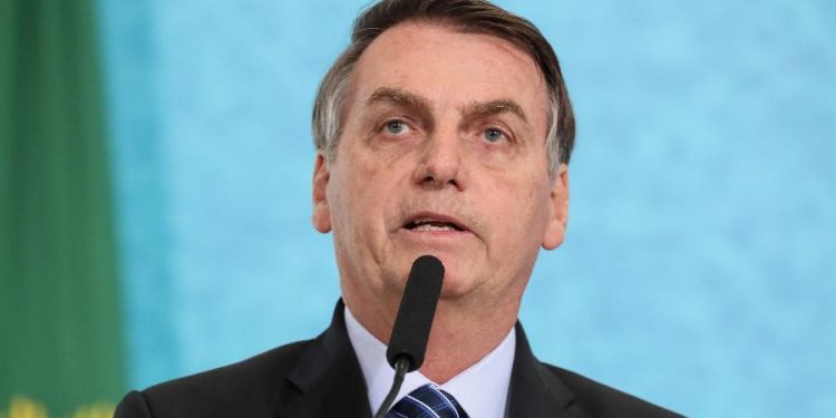 Bolsonaro é denunciado ao Tribunal Penal Internacional por ‘crimes contra a humanidade’